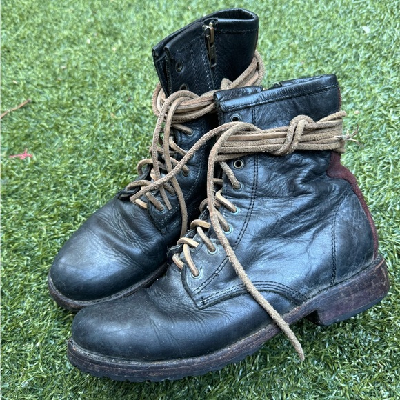 Chute boot in black, Freebird by Steven boot in excellent condition! - Picture 5 of 6